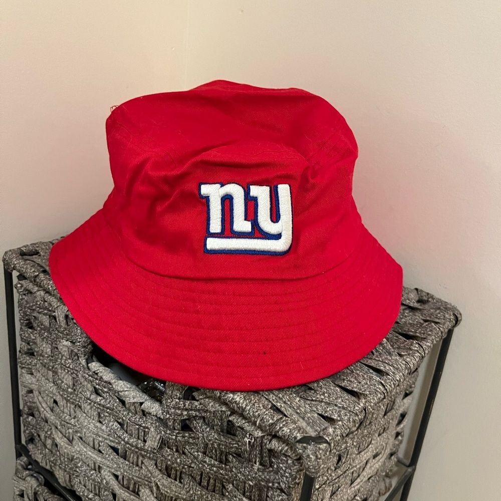 NY Giants bucket hat